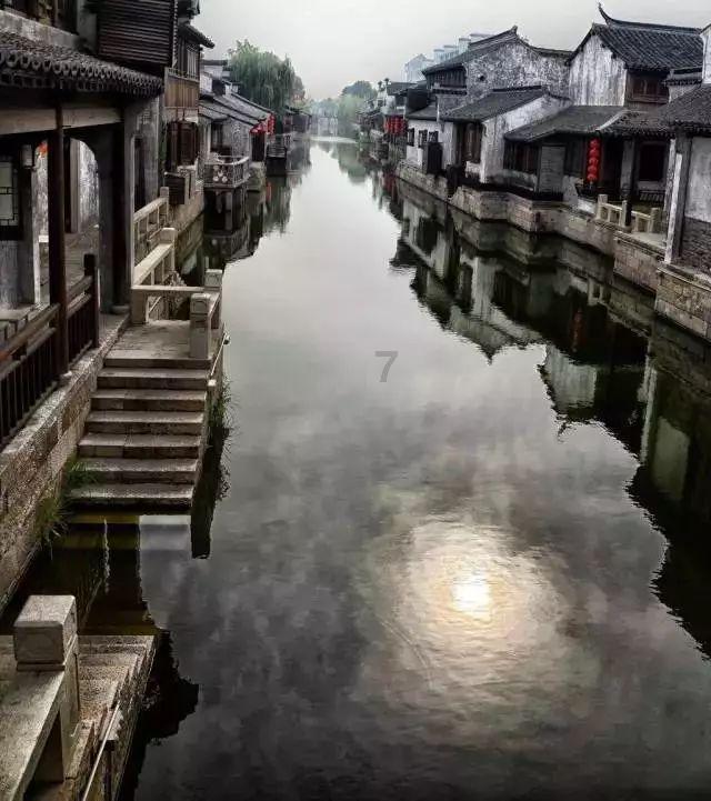 天津援青搭建新消费场景 河南县优牧产品推介专场亮相年货节掀人气